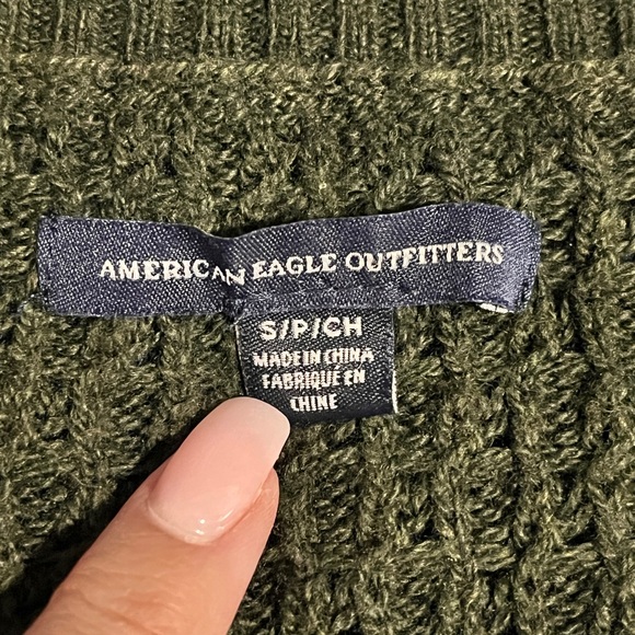 American Eagle Outfitters Green V-Neck Sweater Y2K Textured Knit Small - Picture 6 of 8
